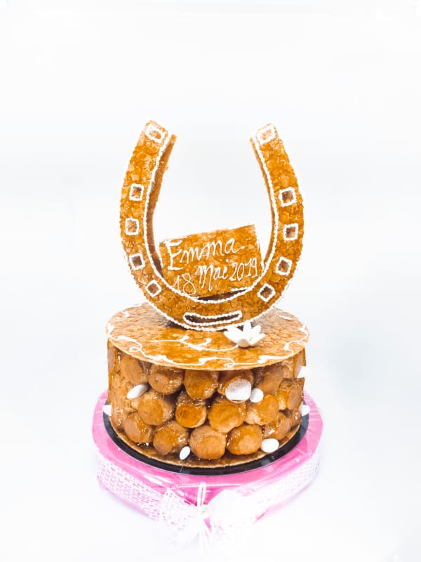 Piece montée personnalisée en choux, Chocolaterie Colombet, Clermont Ferrand